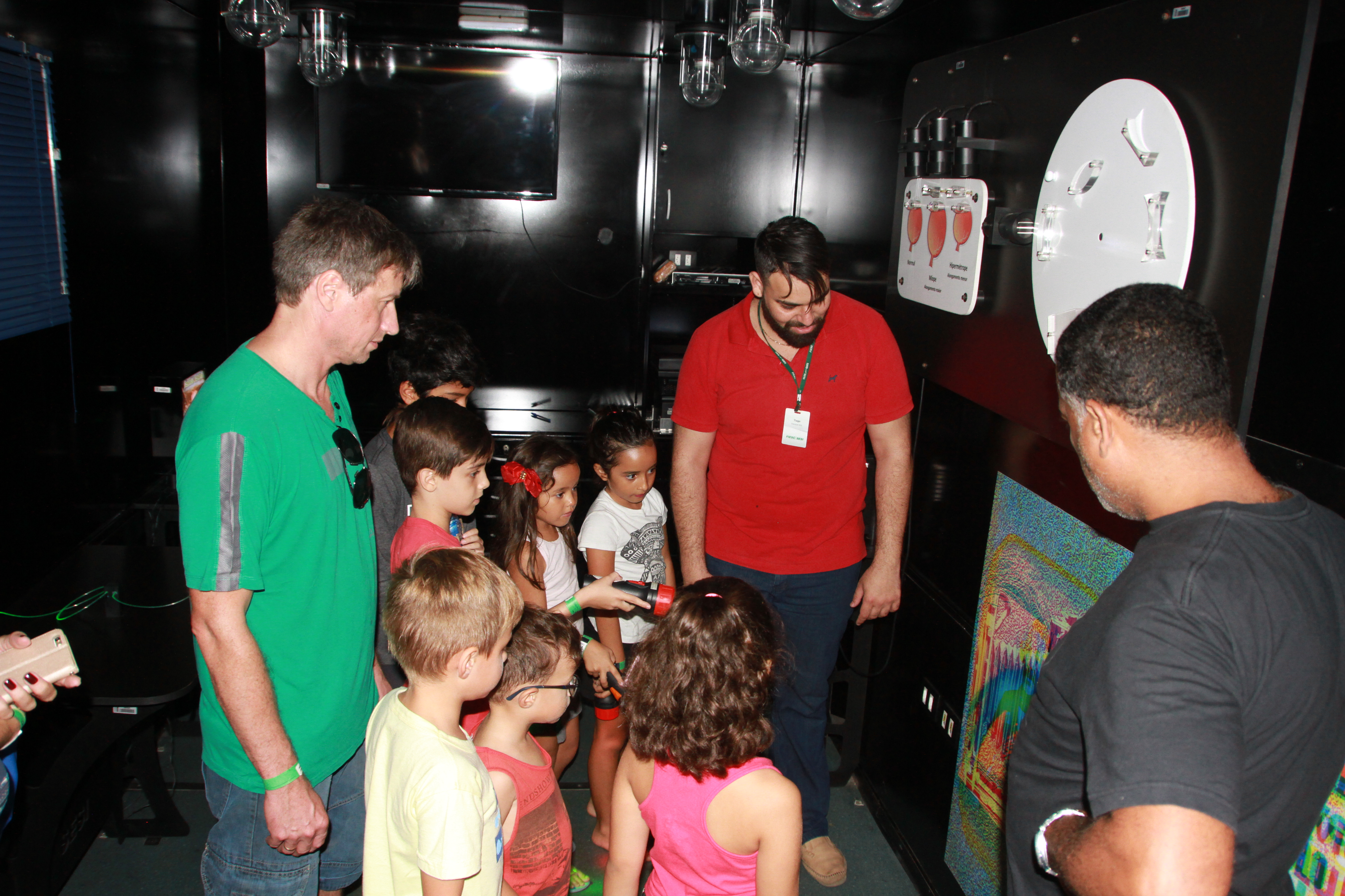 Caminhão SESI Ciências (Foto: Marcus Quint)