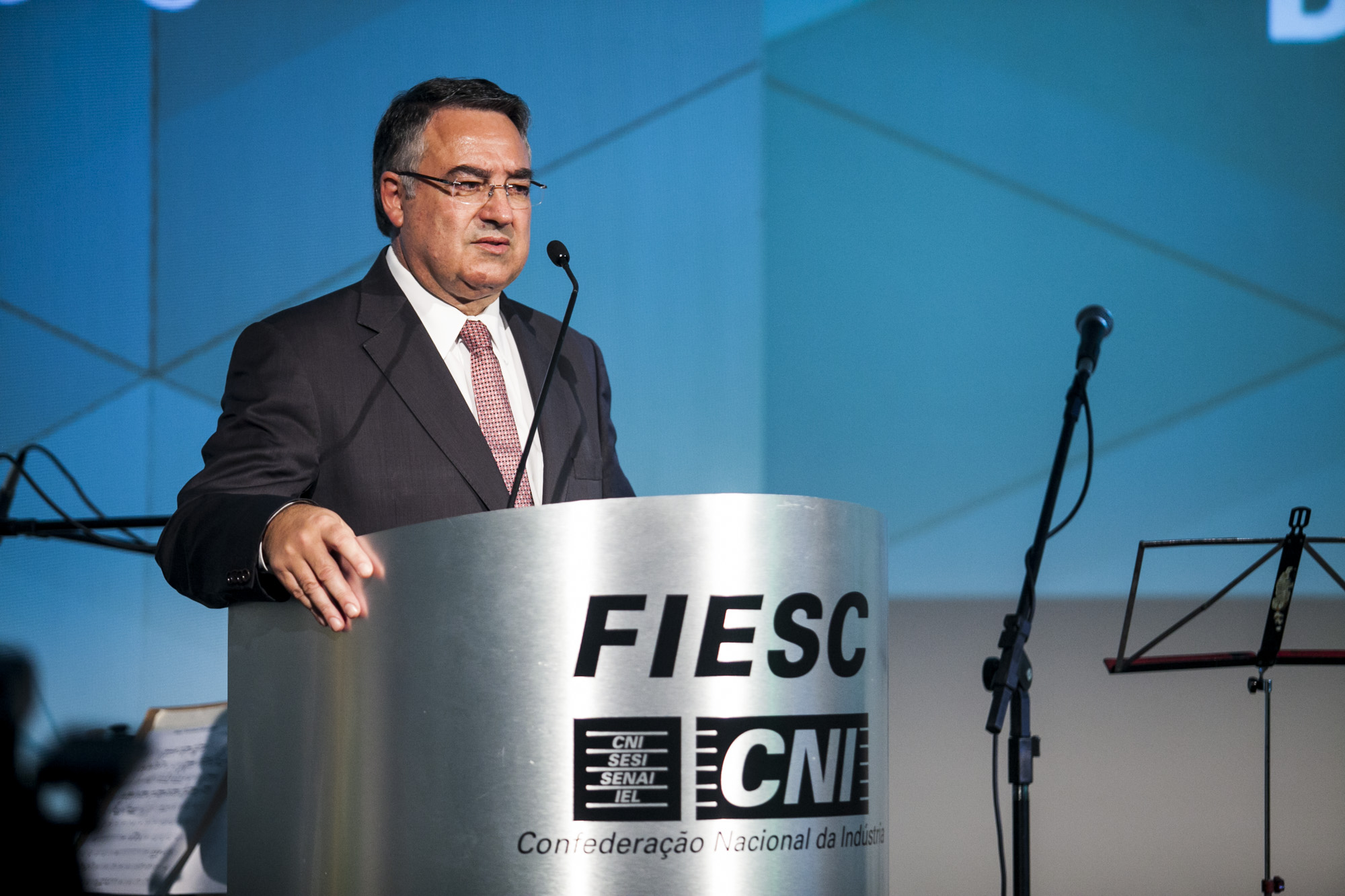 Imagem 1242 no node 3049