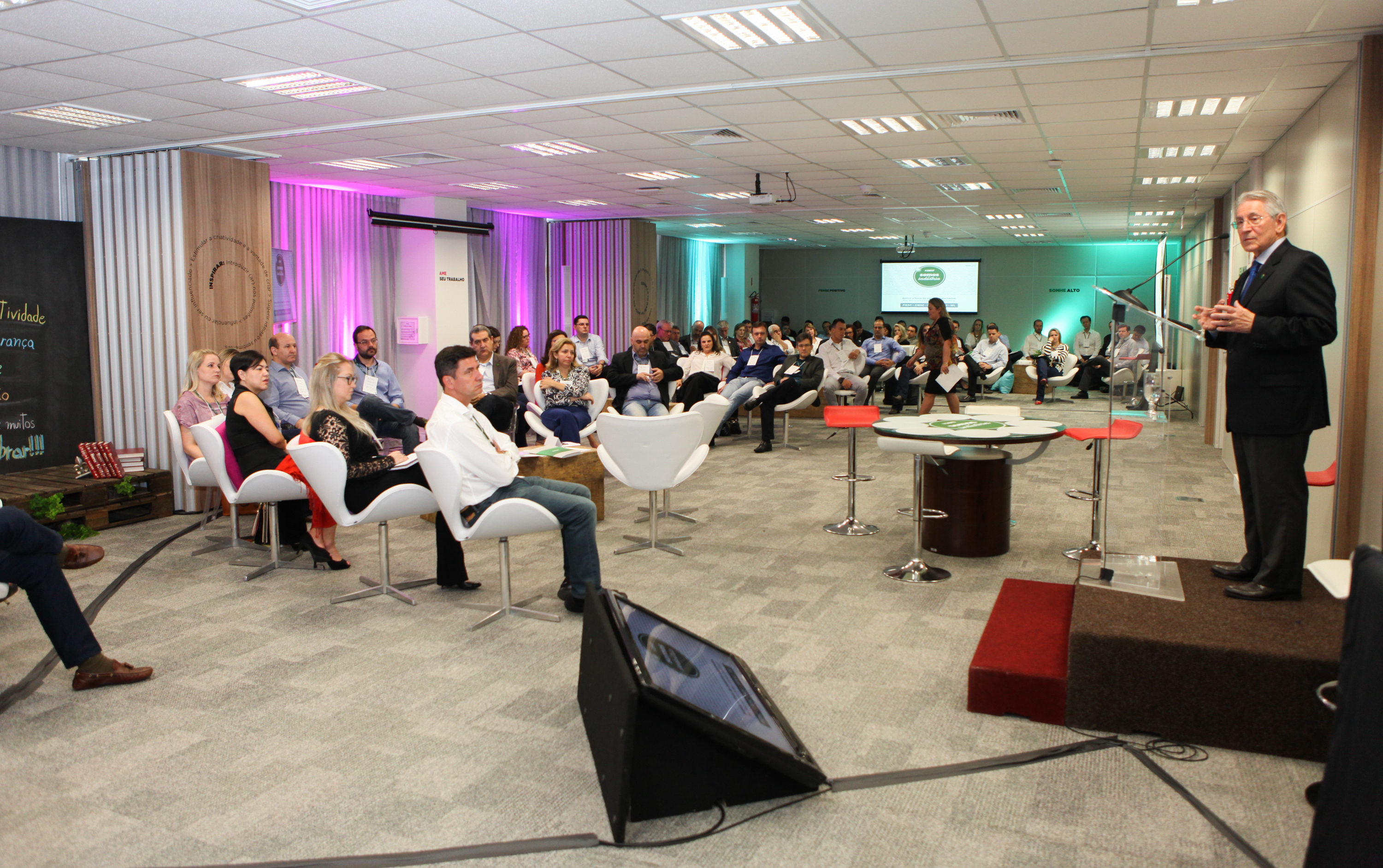 Imagem 3385 no node 5493