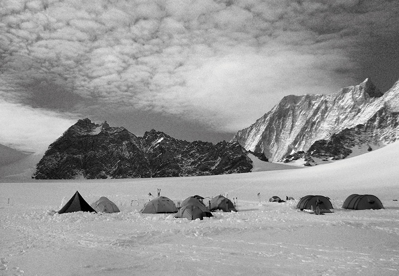 Bertani é um dos poucos brasileiros a vencer o ”Desafio dos sete cumes”, que envolve escalar algumas das montanhas mais altas do mundo
