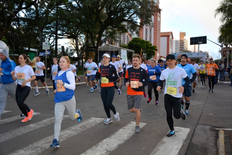 Corrida do Bem realizou etapa em Chapecó neste domingo (20). Foto: MB Comunicação