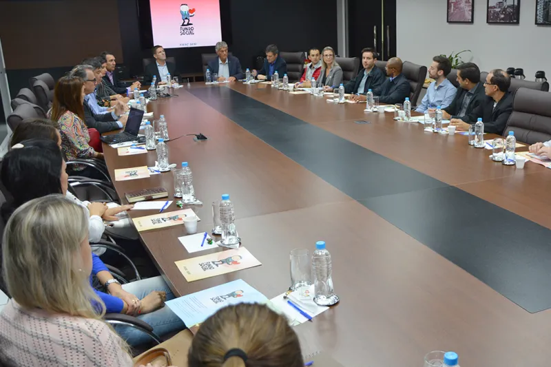 Encontro foi realizado nesta terça (17) em Chapecó