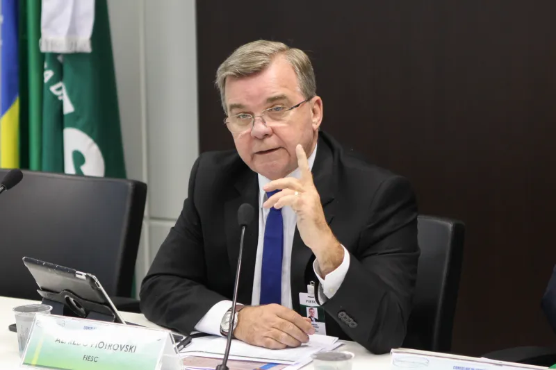 Presidente do Conselho de Economia, Alfredo Piotrovski. Foto: Filipe Scotti