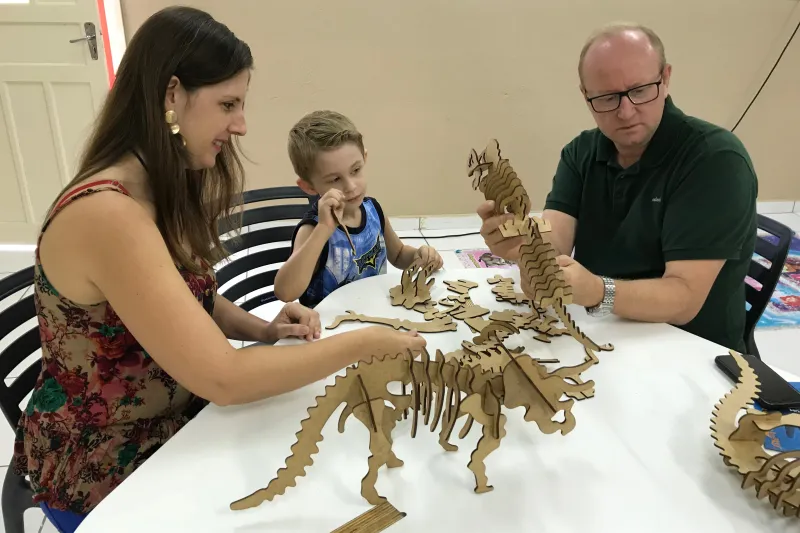 Djanira acompanha agora o filho nas atividades escolares. Foto: Elida Ruivo