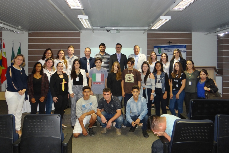 Turma de Itajaí. Foto: Mídia Press
