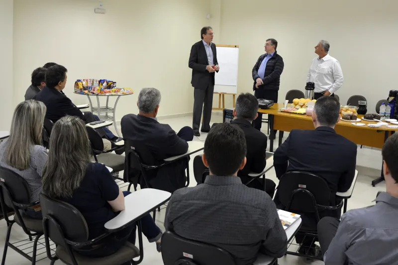 Visita à Apti Alimentos (foto: MB Comunicação)