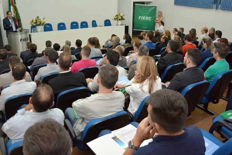 Encontro em que foram apresentadas as linhas de fomento disponíveis para a indústria (foto: MB Comunicação)