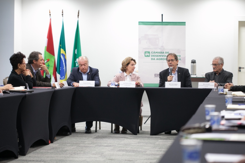 Câmara da Agroindústria da FIESC debate sanidade animal