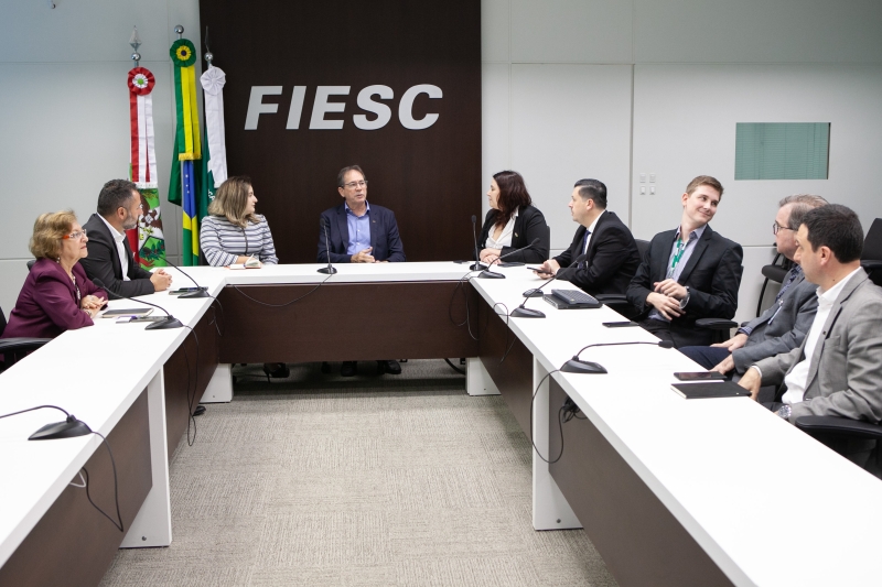 Na FIESC, comitiva dos Estados Unidos debate possibilidades de parceria