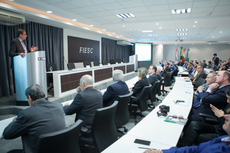 Aguiar afirmou que simplificação do sistema tributário já agradaria o setor produtivo. Foto: Filipe Scotti