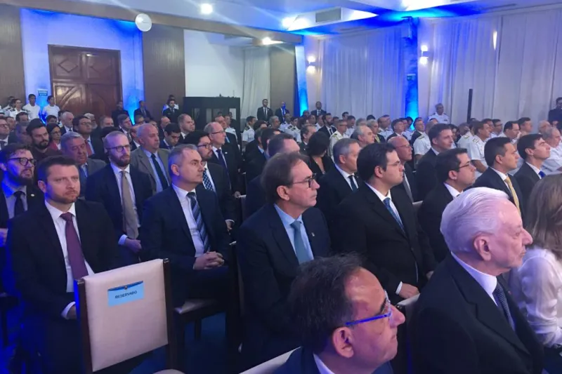 Assinatura do contrato foi realizada em cerimônia, no Rio de Janeiro, nesta quinta-feira (5)