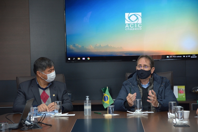 Presidentes Nelson Eiji Akimoto e Mario Cezar de Aguiar (foto: Lisiane Kerber/MB Comunicação)