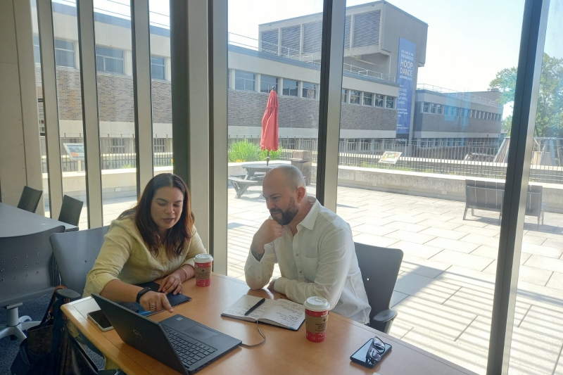 Apresentação do UniSENAI ao Mohawk College, no Canadá
