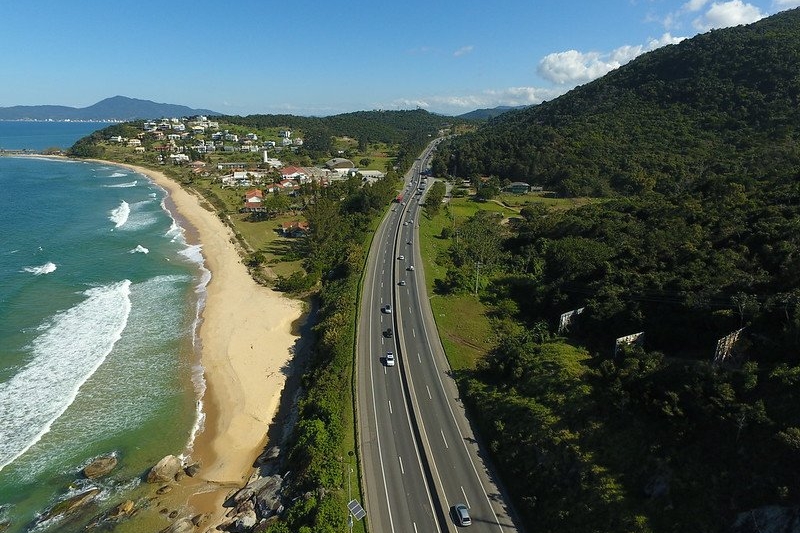 FIESC faz pesquisa sobre obras para revisão dos contratos da 101 e 116