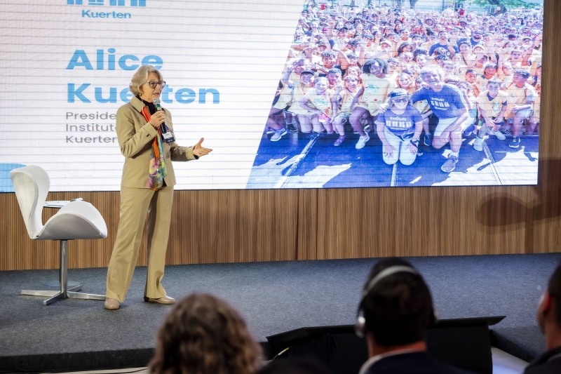 Alice Kuerten, do Instituto Guga Kuerten, foi uma das painelistas do encontro