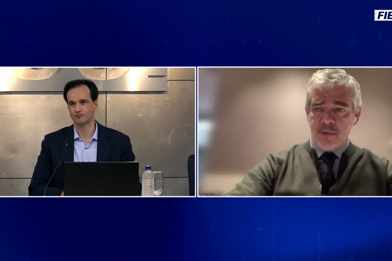 Economista-chefe da FIESC, Pablo Bittencourt (esq.), e Marcos Troyjo, economista e ex-presidente do Banco dos BRICS.  Economista-chefe da FIESC, Pablo Bittencourt (esq.), e Marcos Troyjo, economista e ex-presidente do Banco dos BRICS.