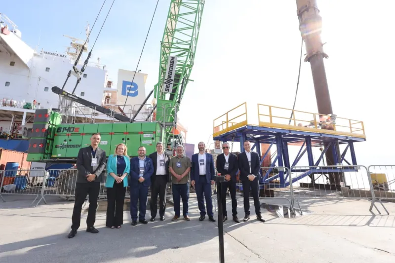 Autoridades acompanham início da obra de expansão em São Francisco do Sul. (Foto: Divulgação/TESC)